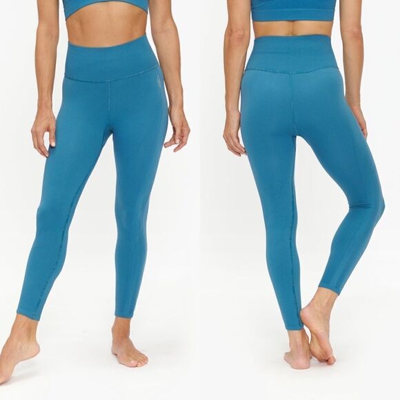 NWT Free People Free Throw Leggings in Coastline Blue - Size: XS - Picture 1 of 7